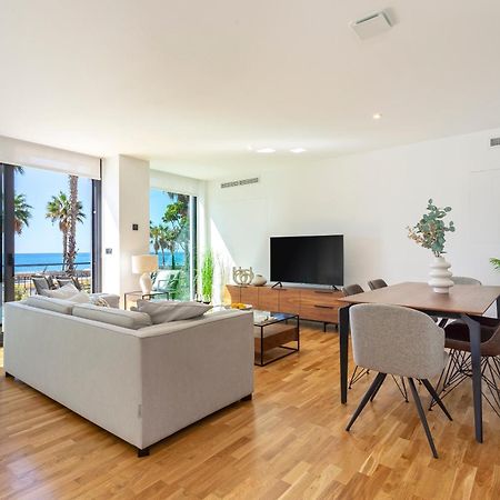 Malagueta Beach Front Luxury Apartment By Rent Me มาลากา ภายนอก รูปภาพ